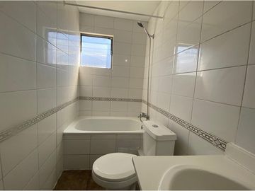 ¡Gran Oportunidad! Casa 4D 2B, 3 pisos