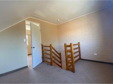 ¡Gran Oportunidad! Casa 4D 2B, 3 pisos
