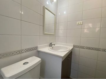 ¡Gran Oportunidad! Casa 4D 2B, 3 pisos