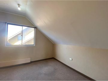 ¡Gran Oportunidad! Casa 4D 2B, 3 pisos