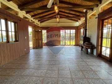 Tranquilidad y Espacio en Santa Elena, Colina