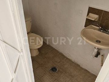 SE VENDE EDIFICIO CON DEPARTAMENTOS Y LOCALES COMERCIALES EN PUEBLA