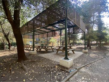 Dpto. acogedor con estacionamiento y terraza