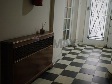 Majestuosa casa comercial para inversionistas