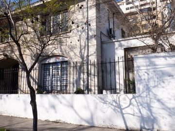 Majestuosa casa comercial para inversionistas