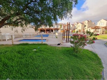 ESTUPENDA CASA EN ARRIENDO COSTA LAGUNA
