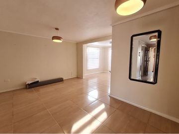 ESTUPENDA CASA EN ARRIENDO COSTA LAGUNA
