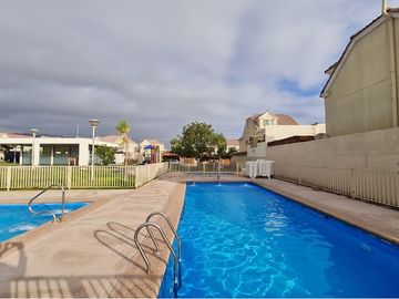 ESTUPENDA CASA EN ARRIENDO COSTA LAGUNA