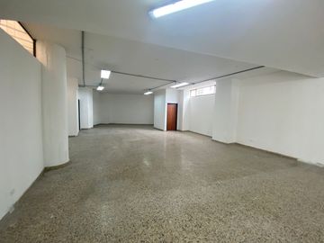 LOCAL EN ARRIENDO EN AVENIDA SANTANDER/MANIZALES