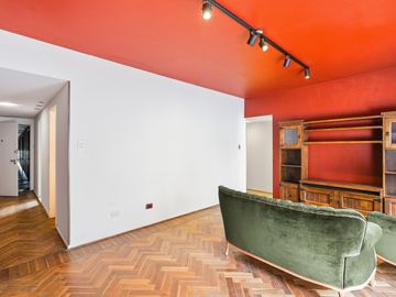 VENTA DEPARTAMENTO 4 AMBIENTES EN FLORES APTO CRÉDITO