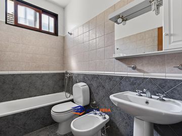 Casa en venta en Country Banco Provincia, Francisco Alvarez, Moreno