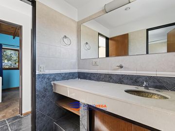 Casa en venta en Country Banco Provincia, Francisco Alvarez, Moreno
