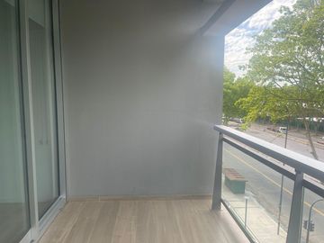 Excelente loft en alquiler a estrenar con cochera. Distrito Quartier, Retiro.