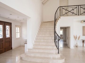 Casa en San Jorge Village. 1900 m2. Apto credito