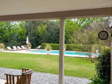 Casa en San Jorge Village. 1900 m2. Apto credito