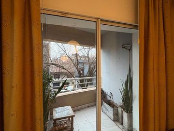 Departamento 2 ambientes con balcón y pileta en Almagro