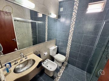 Casa en venta 3 dormitorios Arroyito