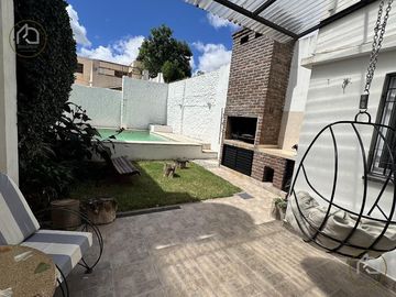 Casa en venta 3 dormitorios Arroyito