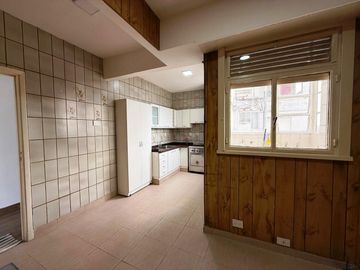 SEMIPISO 3 AMB FTE BCON VISTA ABIERTA - BAÑO Y TOILETTE - 90 m2
