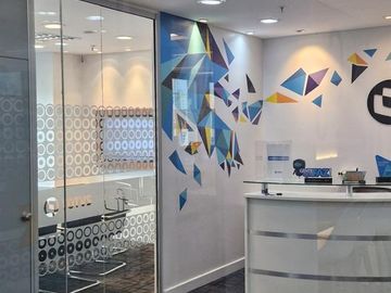 Alquiler de oficina de 430 m2 en Saavedra