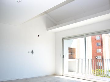 DEPARTAMENTO MONOAMBIENTE con Cochera EN TIGRE