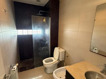 Departamento de 2 dormitorios en 51 e/ 21 y 22