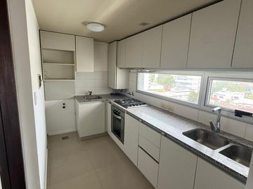 Departamento de 2 dormitorios en 51 e/ 21 y 22