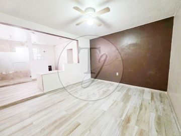 Casa EN VENTA en el corazón de Tlalnepantla