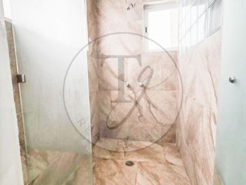 Casa EN VENTA en el corazón de Tlalnepantla