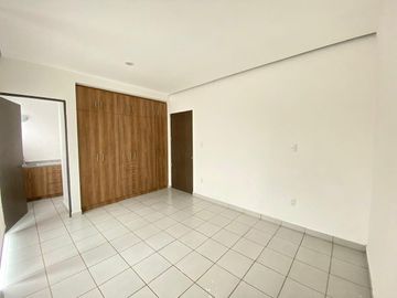 SE VENDE moderna CASA EN JURIQUILLA, Querétaro.