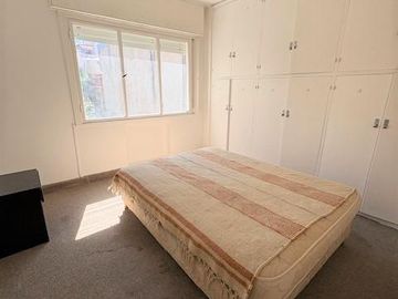ESPECT CASA 5/6 DORM 3 PLANTAS S/GR LOTE PROPIO C/GR JARDIN QCHO Y PARRILLA GARAGE 2 AUTOS