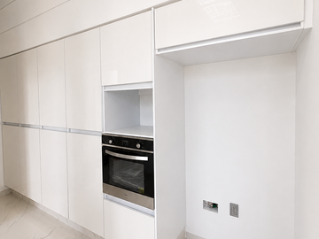 Casa Nueva en Venta en Valle Imperial | Coto Egipcio