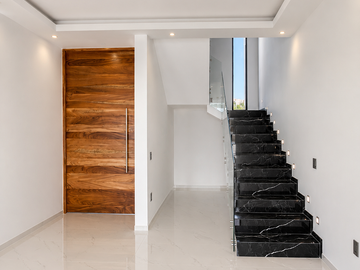 Casa Nueva en Venta en Valle Imperial | Coto Egipcio