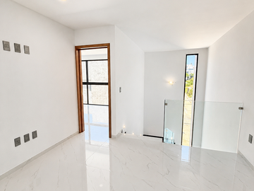 Casa Nueva en Venta en Valle Imperial | Coto Egipcio