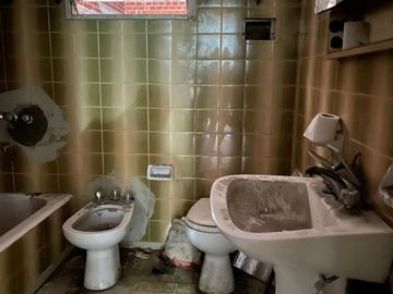 Galpón 170M² cubiertos en Ciudadela