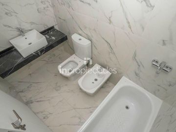 3 ambientes (1 suite) a estrenar de 100m2 COCHERA con gran balcón! ALQUILER