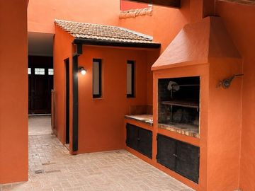 Casa - Victoria