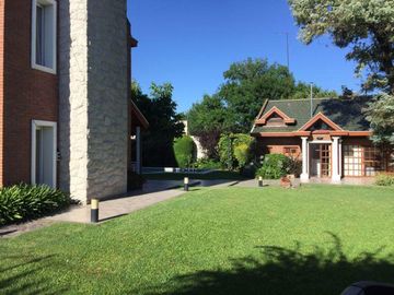 CHALET EN ALQUILER en Florencio Varela