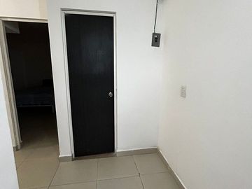 CASA EN RENTA CON 5 HABITACIONES AMUEBLADAS