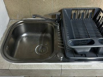 CASA EN RENTA CON 5 HABITACIONES AMUEBLADAS
