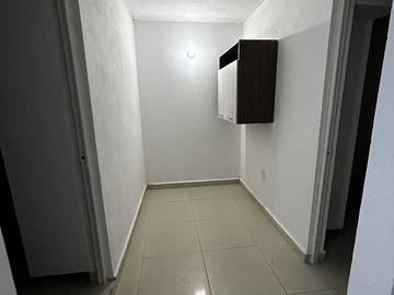 CASA EN RENTA CON 5 HABITACIONES AMUEBLADAS