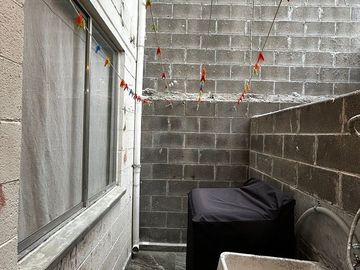 CASA EN RENTA CON 5 HABITACIONES AMUEBLADAS