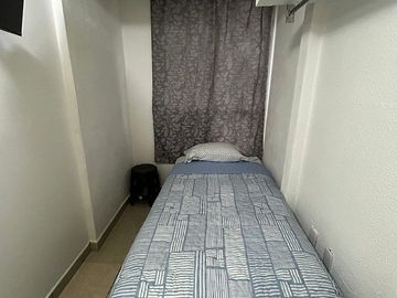 CASA EN RENTA CON 5 HABITACIONES AMUEBLADAS