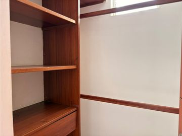 APARTAMENTO EN ARRIENDO EN LOMA DE LOS BERNAL