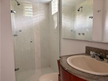 APARTAMENTO EN ARRIENDO EN LOMA DE LOS BERNAL