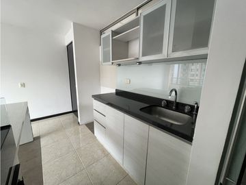 ALQUILER APARTAMENTO EN MEDELLN SECTOR LOMA DE LOS BERNAL