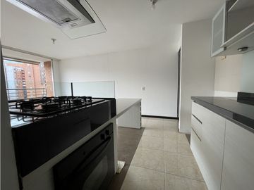 ALQUILER APARTAMENTO EN MEDELLN SECTOR LOMA DE LOS BERNAL