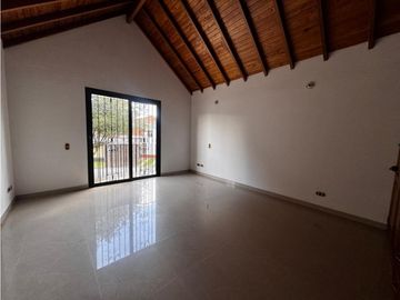 Se Arrienda Casa Duplex en Urbanización San Bartolo, Rionegro