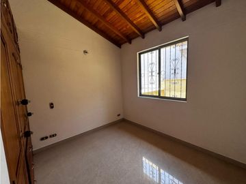 Se Arrienda Casa Duplex en Urbanización San Bartolo, Rionegro