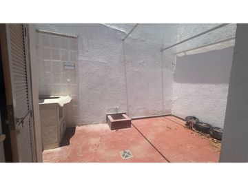 Casa en venta espaciosa y acogedora 060